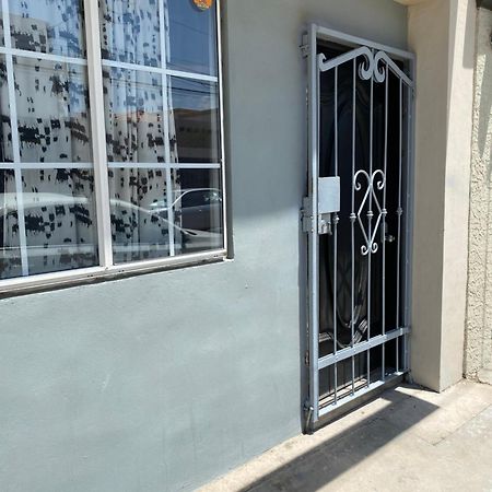 Mini Depa Tipo Lof 1 Col Cuahutemoc Norte Mexicali Exteriör bild